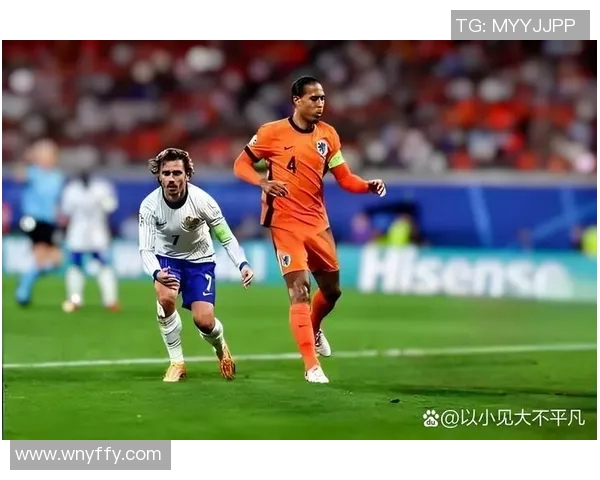 足球球星国家队帅气瞬间展现英姿与荣耀 足球球星国家队帅气瞬间展现英姿与荣耀