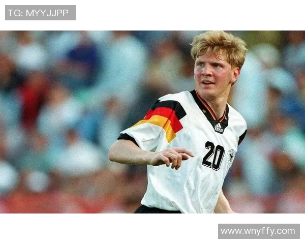 全面解析足球球星数据卡背后的实力与荣耀之路 全面解析足球球星数据卡背后的实力与荣耀之路