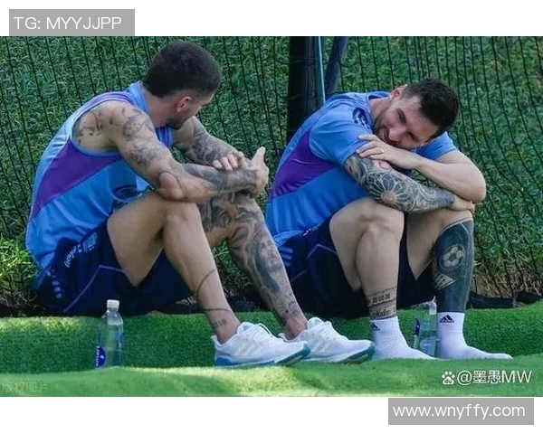 球场内外同样引人注目 足球场穿搭风格球星大揭秘