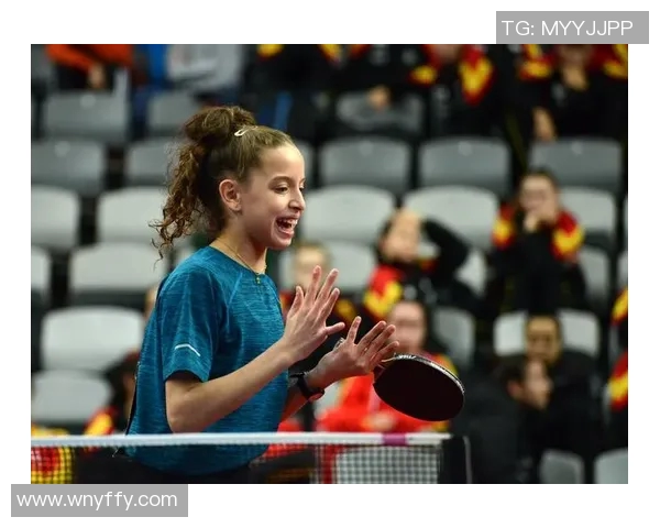 龙南中学足球赛场崭露头角 球星闪耀成就辉煌传奇 龙南中学足球赛场崭露头角 球星闪耀成就辉煌传奇